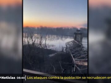 Rusia bombardea un puente en Chernigov Rusia bombardea un puente en Chernigov