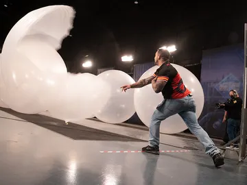 El hombre contra la máquina: el concurso extremo de dardos que impacta en 'El Hormiguero 3.0' El hombre contra la máquina: el concurso extremo de dardos que impacta en 'El Hormiguero 3.0'