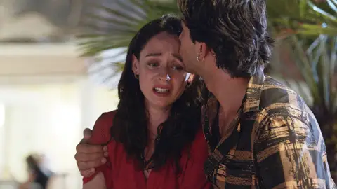 Alba encuentra en Tirso un apoyo fundamental durante un ataque de pánico: “Estoy aquí para cuidarte” Alba encuentra en Tirso un apoyo fundamental durante un ataque de pánico: “Estoy aquí para cuidarte”