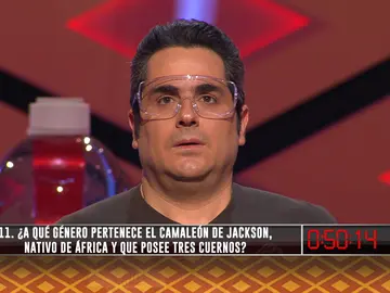 ¡Esto sí que es nuevo! Un Raúl muy desconcentrado hace tambalear a los ‘Sindulfos’ en la bomba final ¡Esto sí que es nuevo! Un Raúl muy desconcentrado hace tambalear a los ‘Sindulfos’ en la bomba final