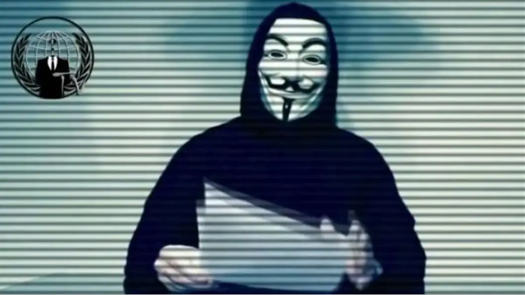 Los ataques y amenazas de Anonymous en la ciberguerra contra Rusia y Putin por invadir Ucrania Los ataques y amenazas de Anonymous en la ciberguerra contra Rusia y Putin por invadir Ucrania
