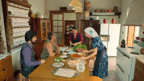 La cocina dentro de la mansión de los Yaman La cocina dentro de la mansión de los Yaman