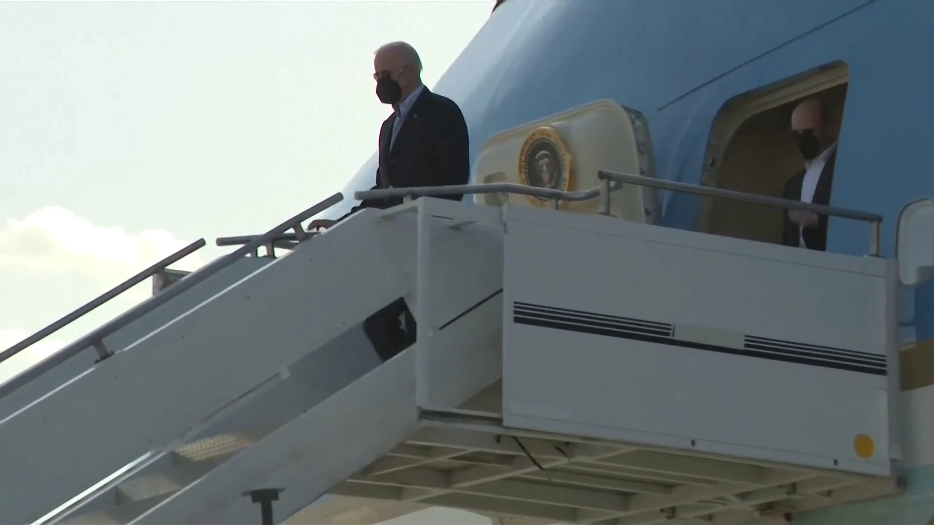 Biden aterriza en Polonia para visitar la ciudad de Rzeszow, cerca de la frontera con Ucrania