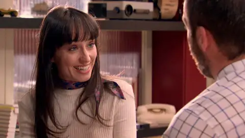 Fran sorprende a Paloma con un bonito gesto para demostrarle que está de su lado Fran sorprende a Paloma con un bonito gesto para demostrarle que está de su lado