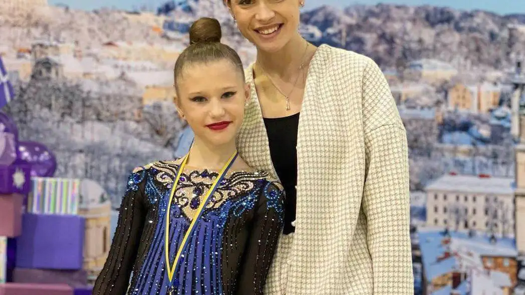 La gimnasta Katya Dyachenko, de 11 años La gimnasta Katya Dyachenko, de 11 años