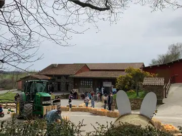 Una granja ecológica tira de ingenio para vender los yogures que se han quedado allí por el paro de transportistas