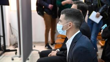 Santi Mina, en el banquillo de acusados