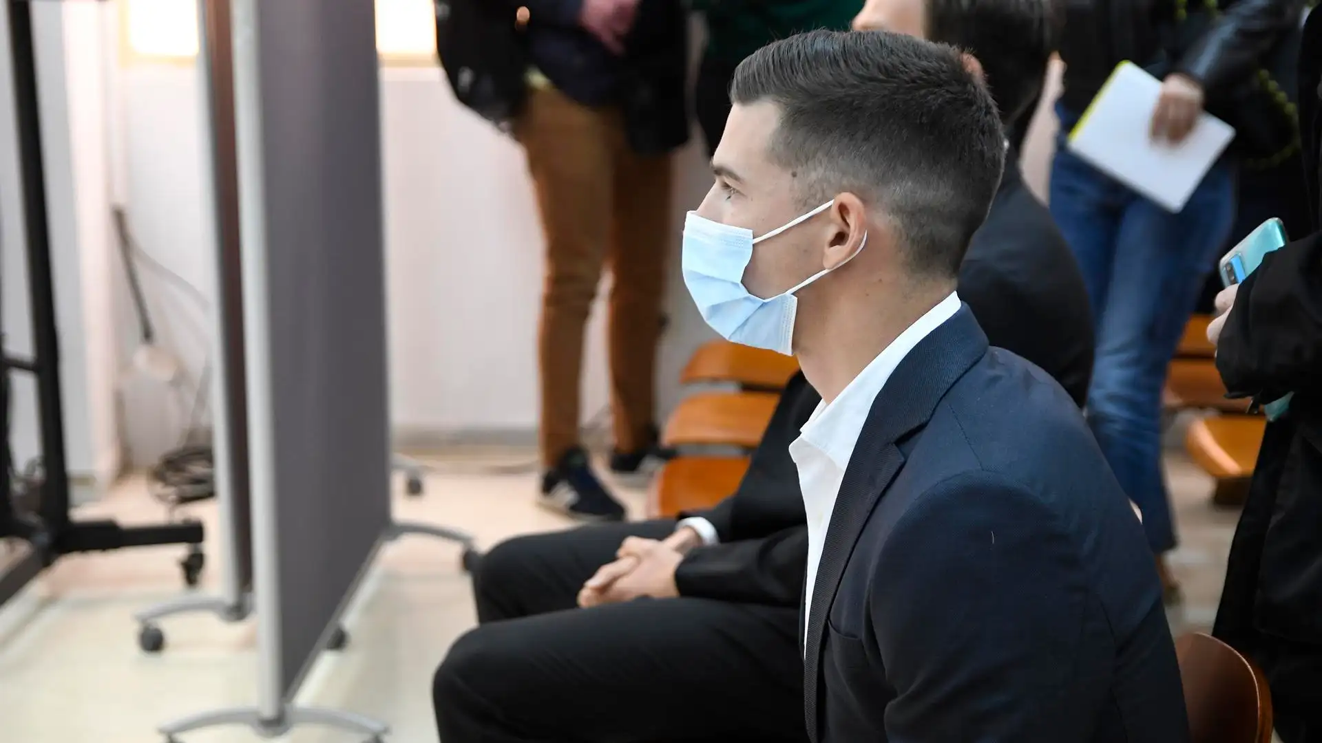 Santi Mina, en el banquillo de acusados