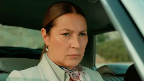 Hünkar descubre que Behice es una criminal Hünkar descubre que Behice es una criminal