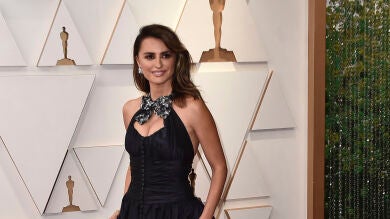 Penélope Cruz se convierte en la protagonista de los Premios Oscar con su elegante y original vestido de Chanel