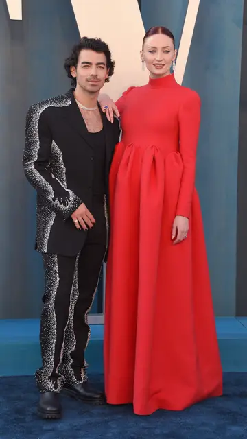 Sophie Turner y Joe Jonas en la fiesta de Vanity Fair PREMIOS OSCAR 2022