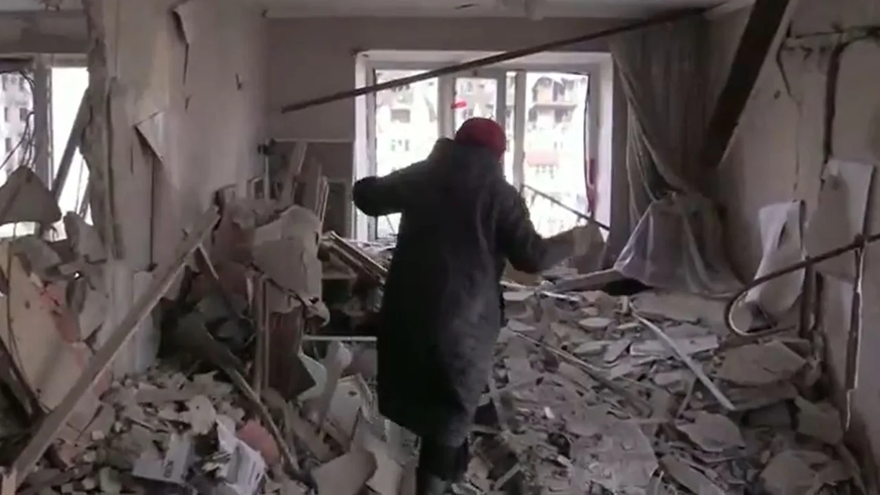 Valentina cried when she entered her house for the first time after the bombing, only rubble remained