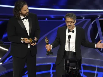 Leo Sánchez y Alberto Mielgo recogen su Oscar Leo Sánchez y Alberto Mielgo recogen su Oscar