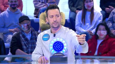 ¡Te enamorará! Pablo Puyol canta ‘Hey’ de Julio Iglesias y embelesa a Roberto Leal en ‘Pasapalabra’ 