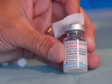 Dosis de la vacuna de Moderna contra el coronavirus