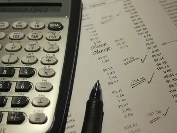 Cuentas y calculadora Cuentas y calculadora
