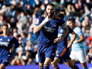 Benzema celebra el gol ante el Celta Benzema celebra el gol ante el Celta