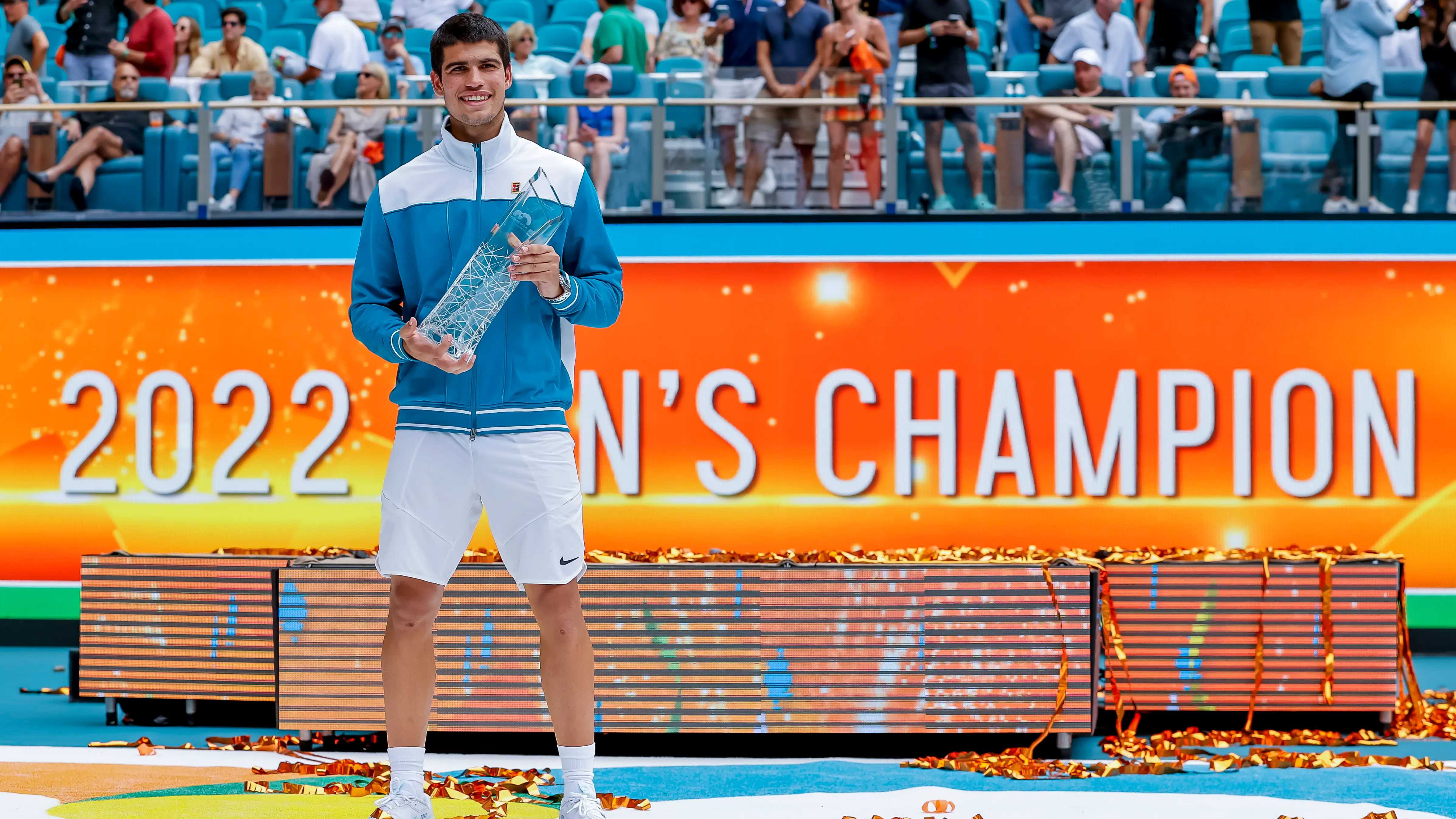 Alcaraz se corona en Miami ante Ruud y conquista su primer Masters 1.000 a los 18 años Alcaraz se corona en Miami ante Ruud y conquista su primer Masters 1.000 a los 18 años