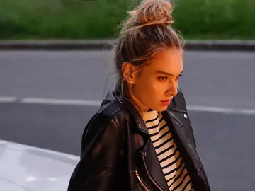 Moño con volumen Moño con volumen