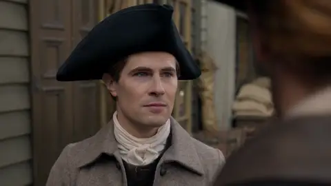 David Berry como Lord John Grey en la temporada 6 de 'Outlander' David Berry como Lord John Grey en la temporada 6 de 'Outlander'