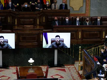 Zelenski durante su comparecencia Zelenski durante su comparecencia