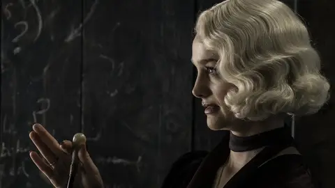 Alison Sudol es Queenie en 'Animales Fantásticos 3' Alison Sudol es Queenie en 'Animales Fantásticos 3'