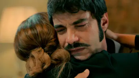 Demir y Züleyha, más cerca que nunca: “Solo quiero que estés a mi lado” Demir y Züleyha, más cerca que nunca: “Solo quiero que estés a mi lado”