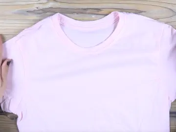 Camiseta desteñida Camiseta desteñida