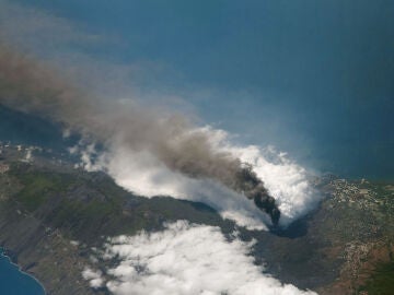 Fotografía del Volcán de la Palma, premiada por la NASA