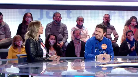 Momento de tensión en ‘Pasapalabra’: Orestes rebate a Merche… ¡un piropo! Momento de tensión en ‘Pasapalabra’: Orestes rebate a Merche… ¡un piropo!