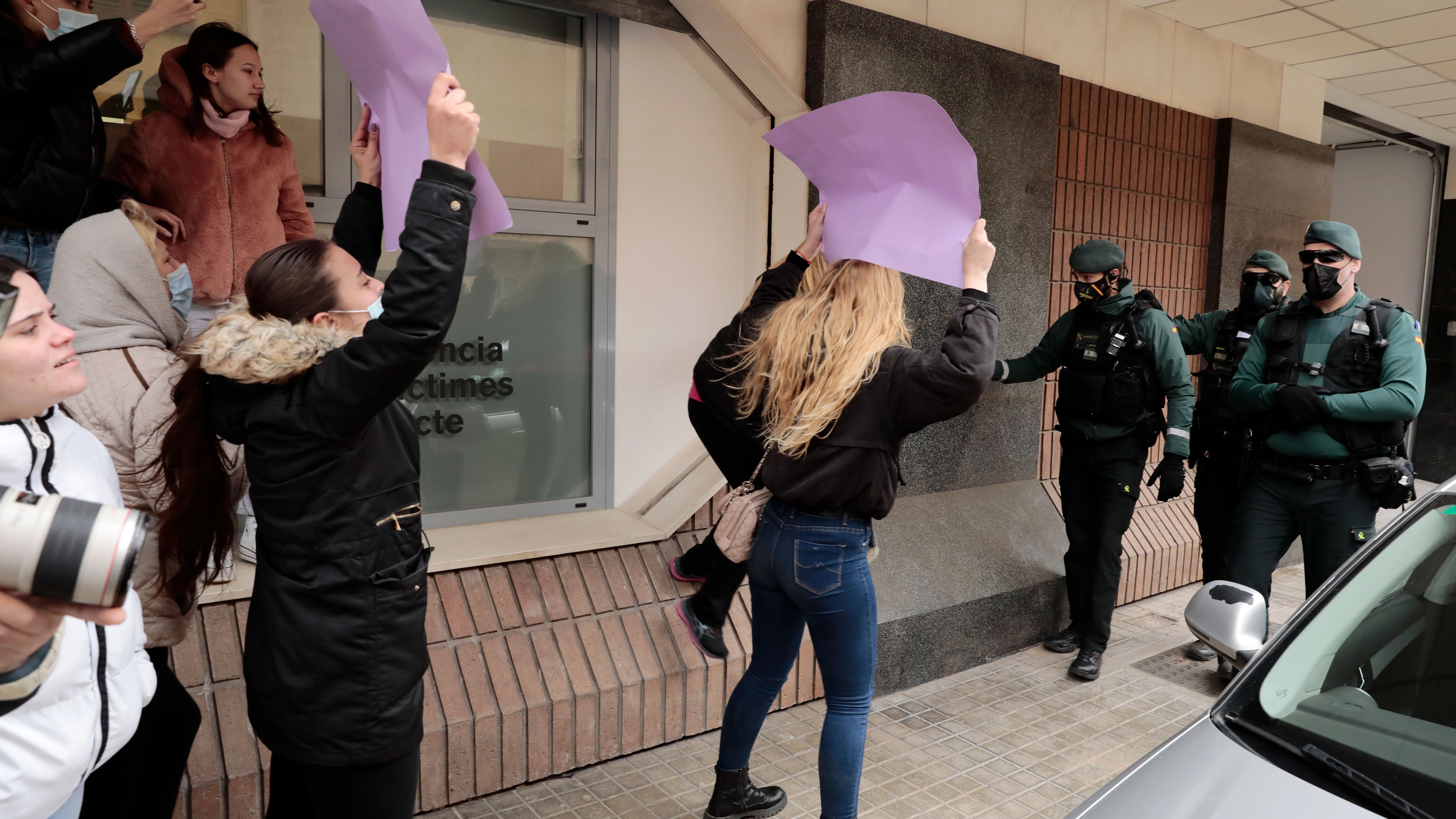 El parricida de Sueca, sobre su expareja: "Si hubiera vuelto a mi lado esto no habría pasado" El parricida de Sueca, sobre su expareja: "Si hubiera vuelto a mi lado esto no habría pasado"