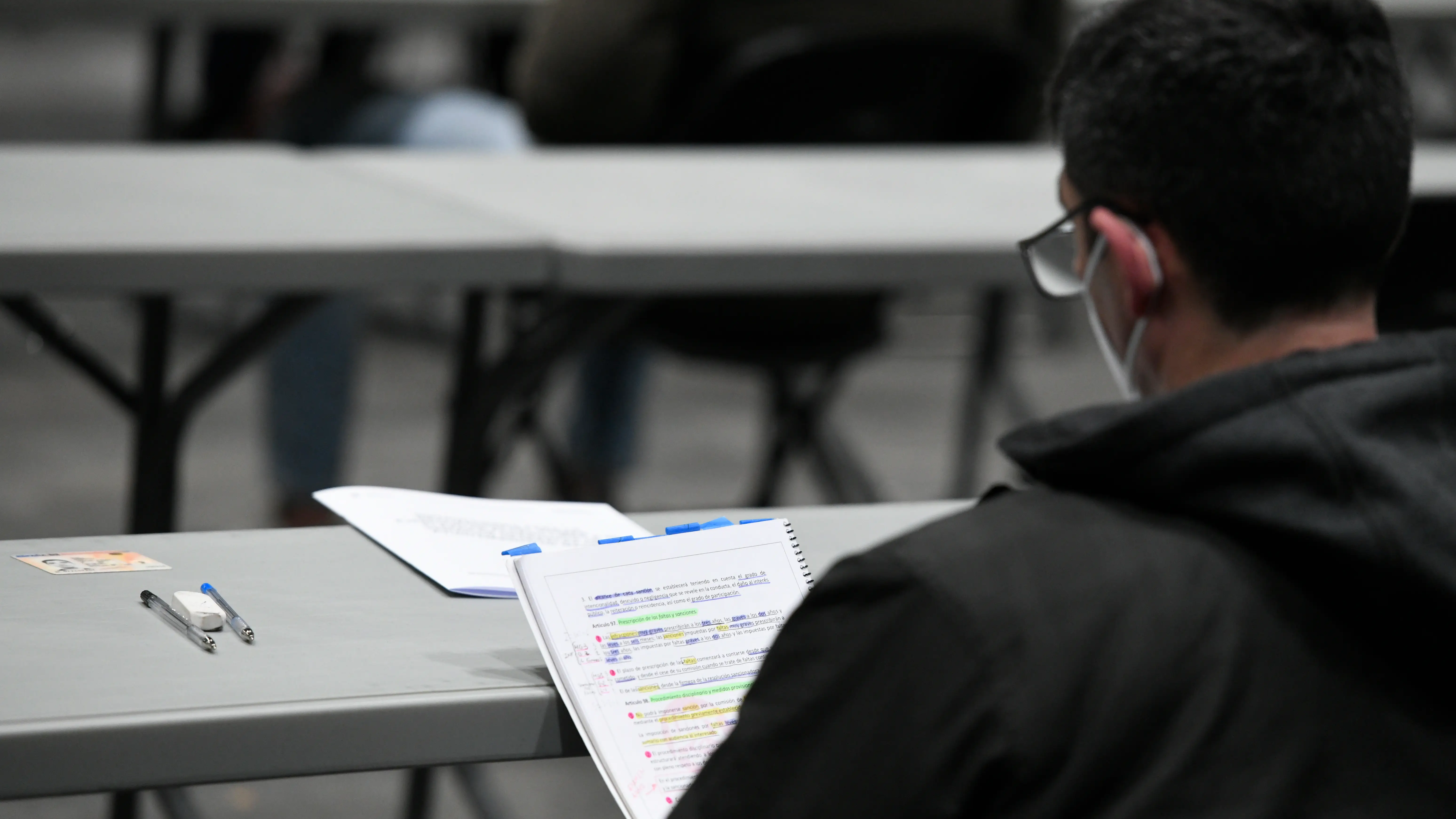 Un opositor antes de examinarse en Madrid