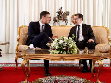 El presidente del Gobierno español, Pedro Sánchez, durante la reunión con el primer ministro marroquí, Saadedín Al Othmani