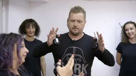 El Monaguillo sufre en los entrenamientos para hacer sonar las castañuelas Sus ensayos del programa 5