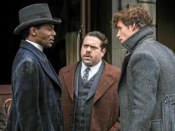 Yusuf Kama, Jacob Kowalski y Newt Scamander en 'Animales Fantásticos' Yusuf Kama, Jacob Kowalski y Newt Scamander en 'Animales Fantásticos'