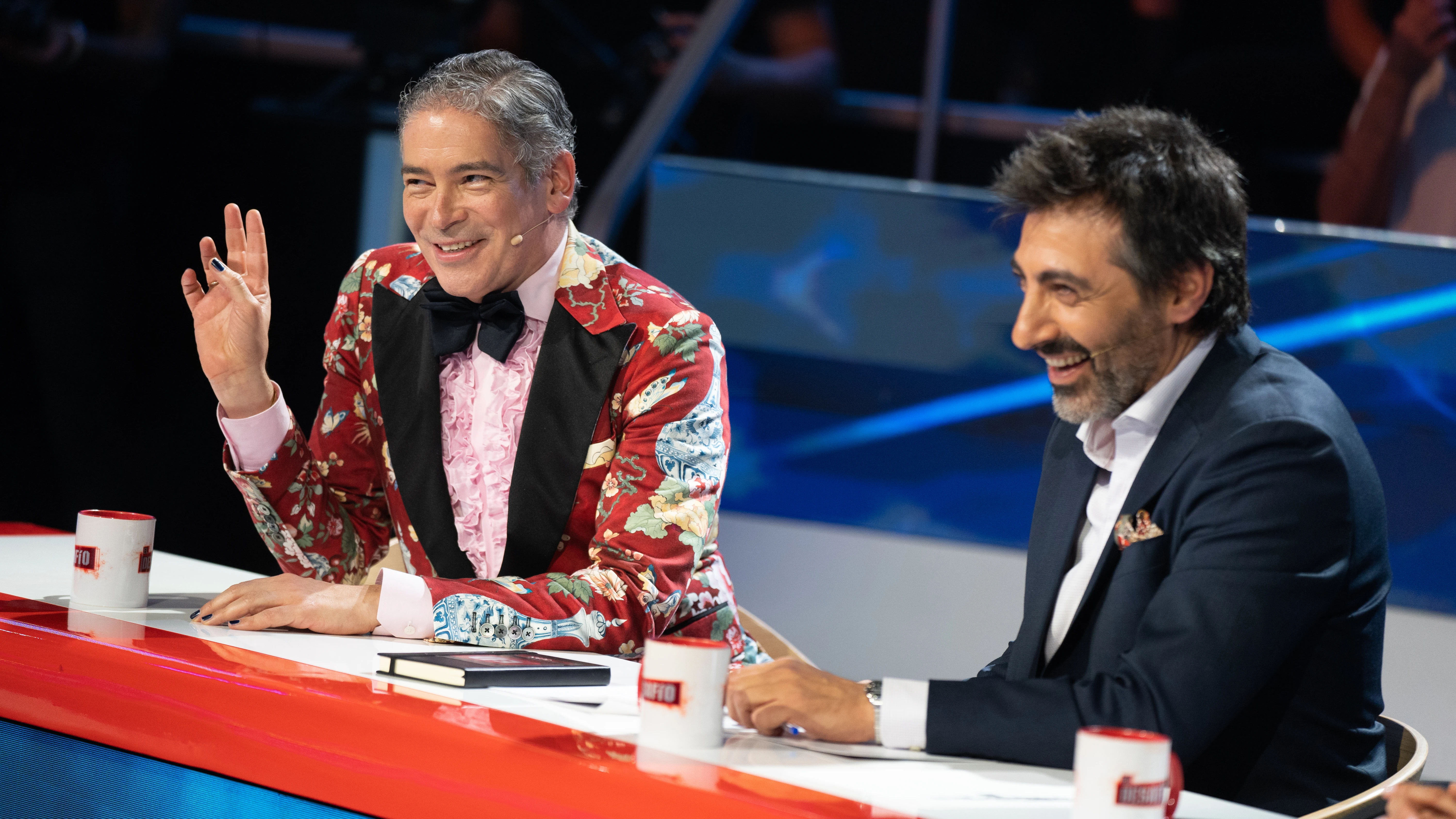 Boris Izaguirre se sincera con Jesulín de Ubrique El invitado piensa en María José Campanario.