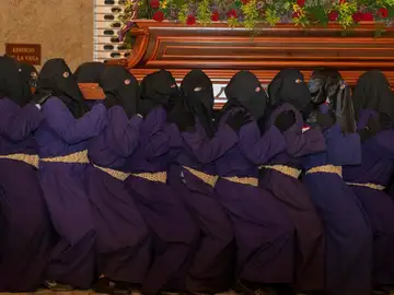 Primera procesión de Semana Santa Primera procesión de Semana Santa