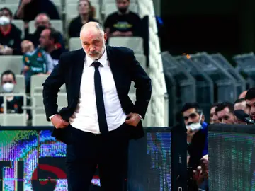 Pablo Laso aparta a Heurtel y Thompkins en la peor crisis del Madrid en la última década Pablo Laso aparta a Heurtel y Thompkins en la peor crisis del Madrid en la última década