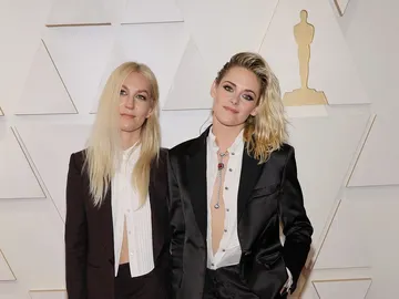 Kristen Stewart y Dylan Meyer Kristen Stewart y Dylan Meyer