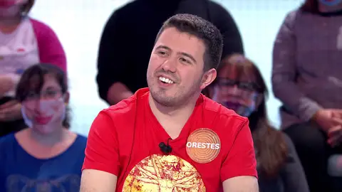 La curiosidad de Roberto Leal por la camiseta de Orestes: “¿Puede ser que me suene?” La curiosidad de Roberto Leal por la camiseta de Orestes: “¿Puede ser que me suene?”