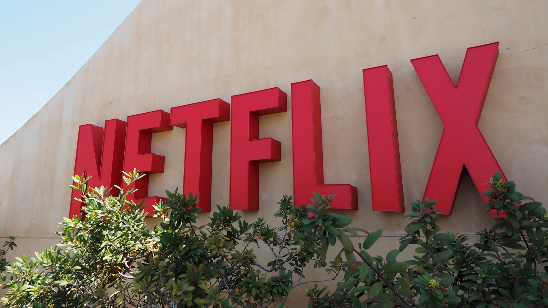 Netflix se en Bolsa tras la caída del número de suscriptores por primera vez en una década