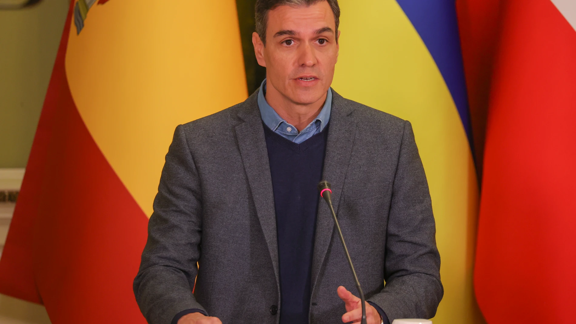  Pedro Sánchez en la rueda de prensa en Kiev tras reunirse con Zelenski