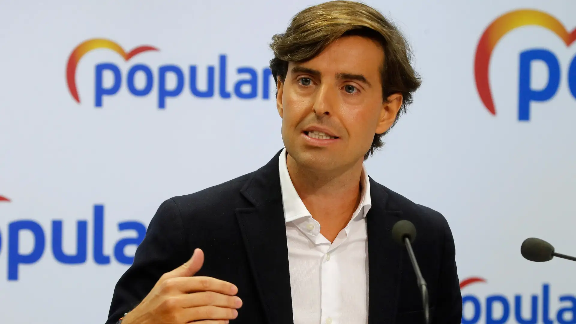Pablo Montesinos oficializa la renuncia a su acta como diputado del PP Pablo Montesinos oficializa la renuncia a su acta como diputado del PP