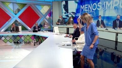 Susanna Griso mata una mosca en el plató de Espejo Público y se desatan las risas