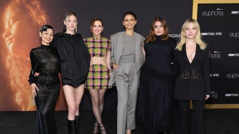 Las actrices de 'Euphoria': Alexa Demie, Hunter Schafer, Maude Apatow, Zendaya, Barbie Ferreira y Sydney Sweeney