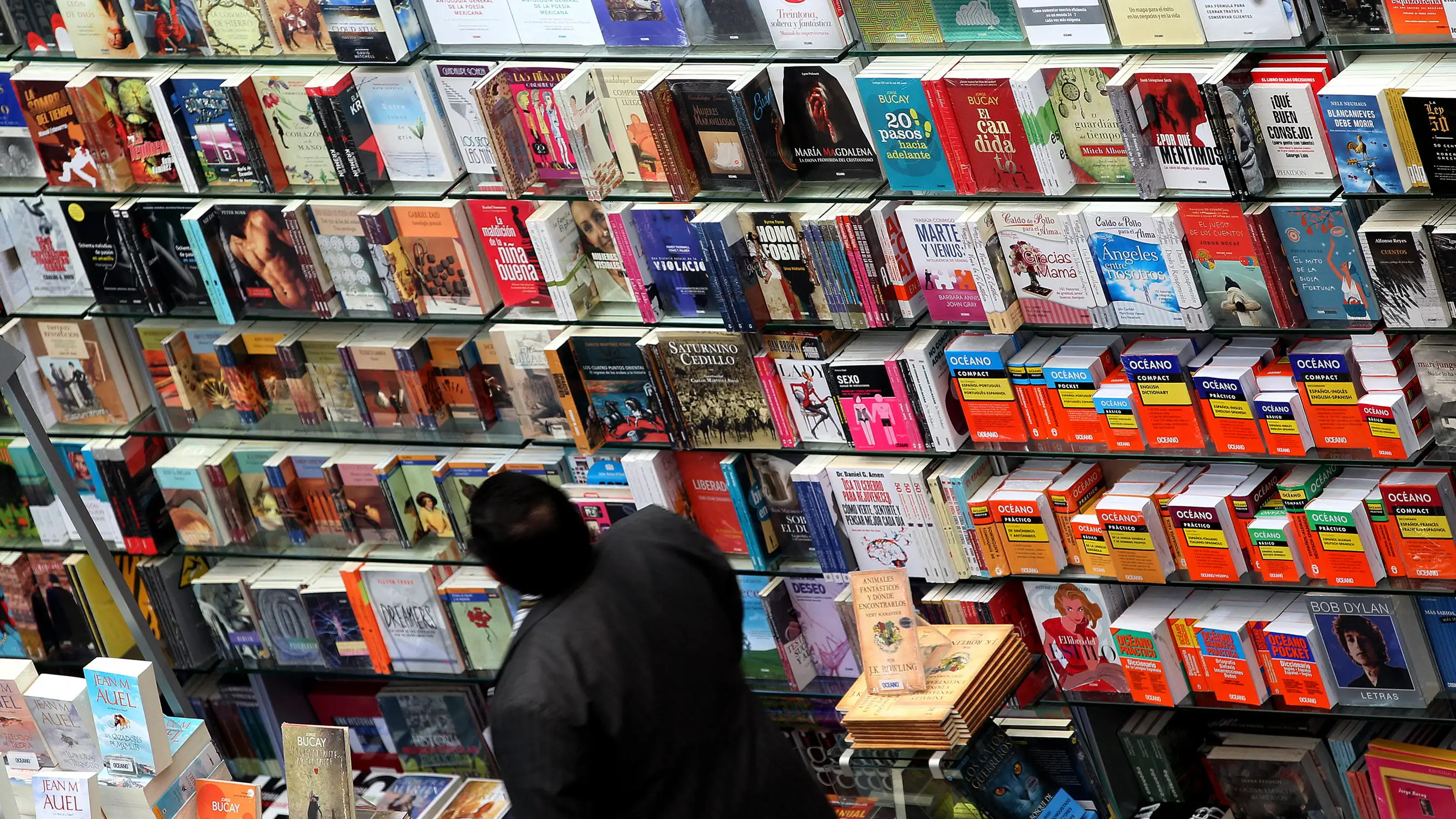 Libros disponibles en los puestos en Barcelona durante el Día de Sant Jordi 2022 Libros disponibles en los puestos en Barcelona durante el Día de Sant Jordi 2022