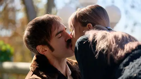 Revive los mejores momentos de la historia de amor entre Raúl y Julieta Revive los mejores momentos de la historia de amor entre Raúl y Julieta