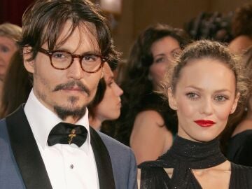 Johnny Depp y Vanesa Paradis