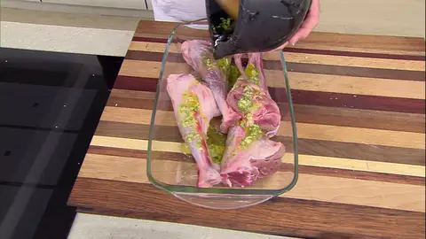 Macera los jarretes Macera los jarretes