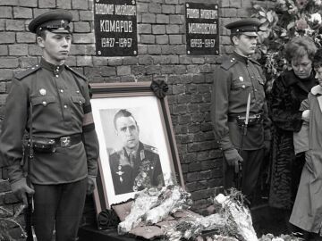 Efemérides del 24 de abril - el astronauta soviético Vladimir Komarov